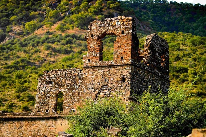 Bhangarh Fort Day Trip from Jaipur: Haunted Ruins & Rajasthani History photo 6