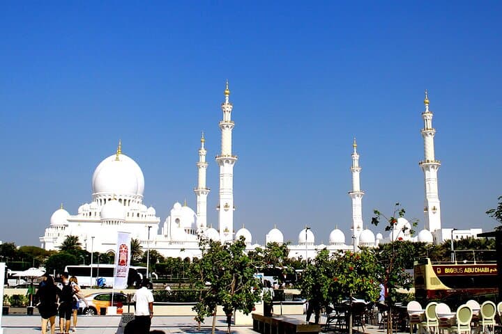 Full-Day Abu Dhabi Tour from Dubai: Sheikh Zayed, Yas Island & Heritage Village photo 5