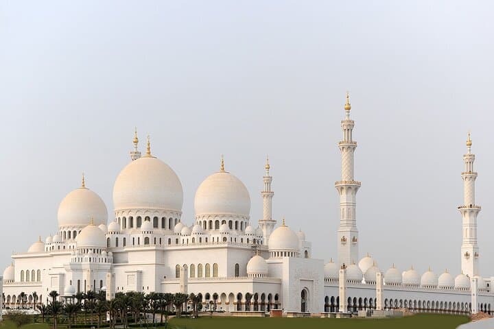 Full-Day Abu Dhabi Tour from Dubai: Sheikh Zayed, Yas Island & Heritage Village photo 6