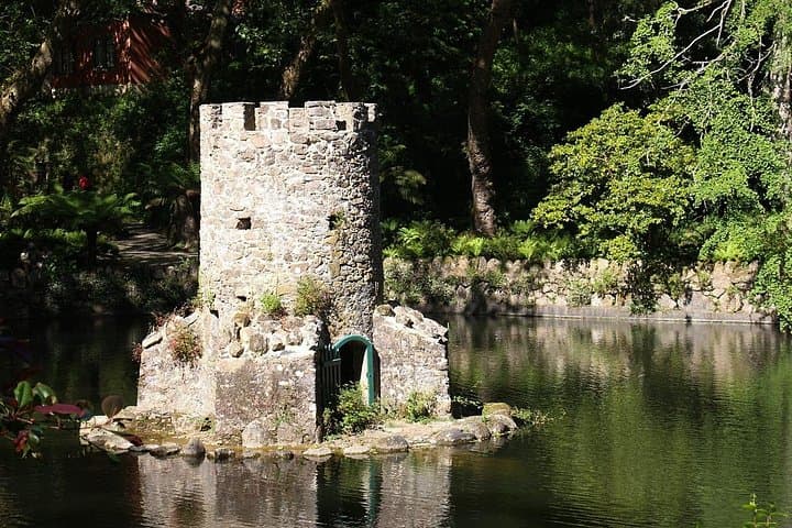 Essential 5-Day Private Portugal Itinerary — Lisbon, Sintra, Porto & Douro photo 2