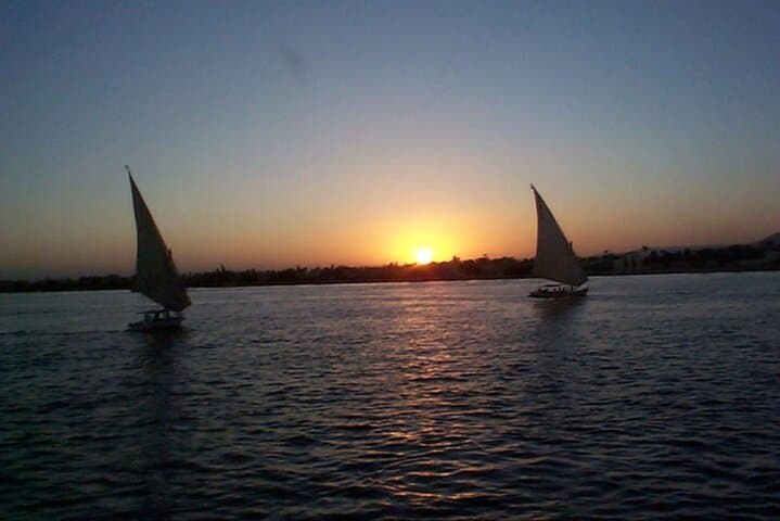 Sunset Felucca Cruise on the Nile: Private Luxor Sailing Experience photo 3