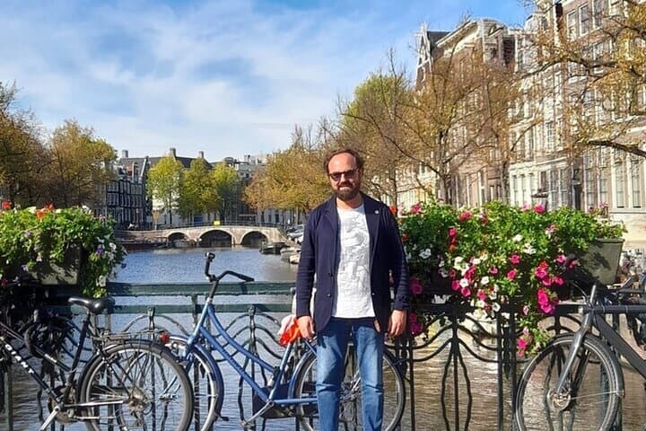Amsterdam Historic Center Walking Tour — Dam Square, Canals & Hidden Gems photo 5