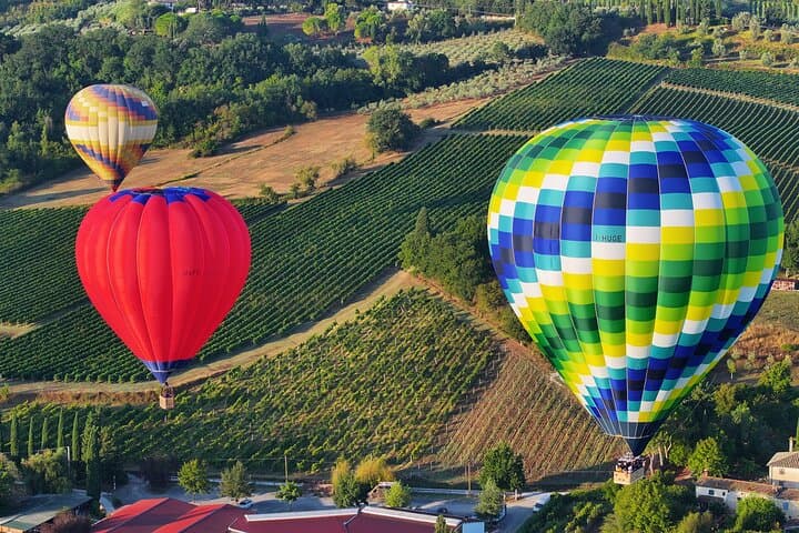Tuscany Hot Air Balloon Flight: Sunrise over San Casciano photo 4