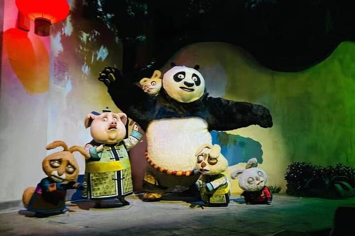 Universal Beijing Resort: One-Day Private Guided Tour with Driver photo 3