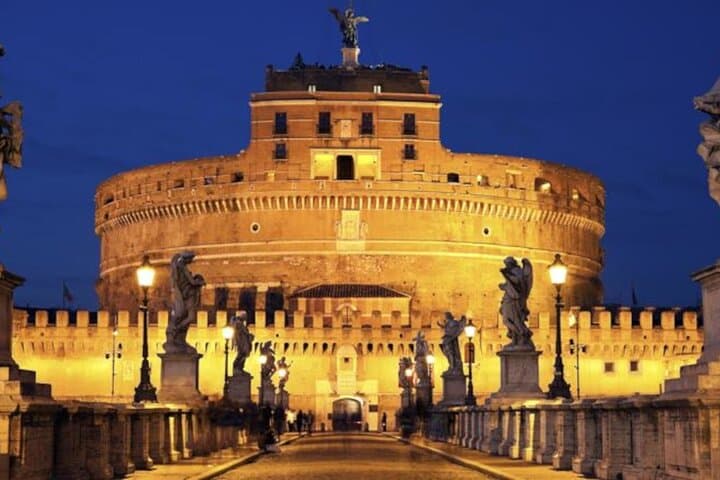 Rome Night Golf Cart Tour: Pizza, Gelato & Iconic Sights photo 2