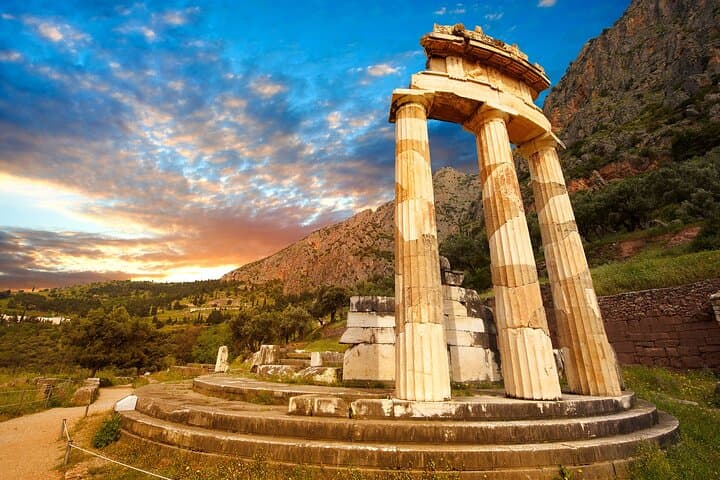 Day Trip to Delphi: Private Full-Day Tour from Athens to the Oracle and Arachova photo 1