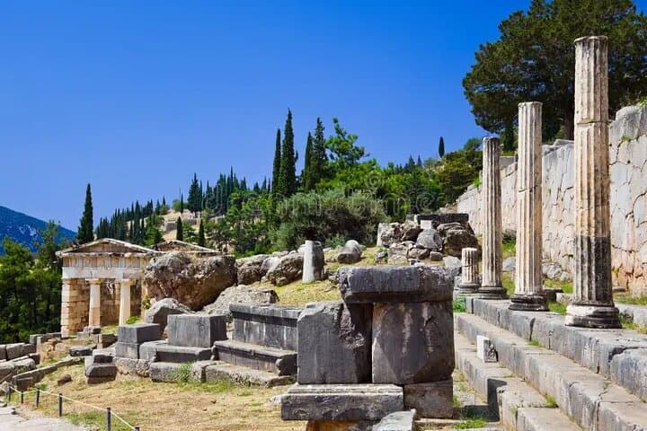 Day Trip to Delphi: Private Full-Day Tour from Athens to the Oracle and Arachova photo 3