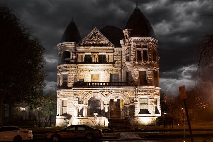 Lace, Lunacy, and Loss: Evening Ghost Walk Through Historic Louisville photo 3