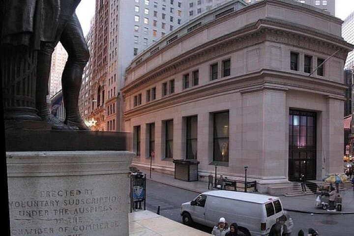 The Outlaws Who Built NYC: Financial District Walking Tour photo 5
