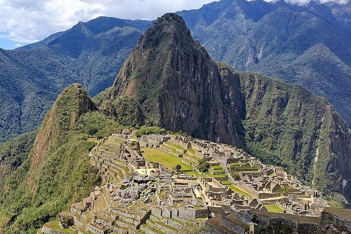 Short Inca Trail to Machu Picchu: 2-Day Train & Trek from Cusco photo 3