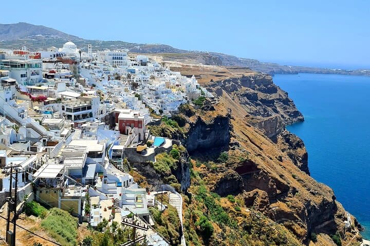 Oia Private Tour Santorini: Sunset, Blue Domes & Cave Houses photo 4