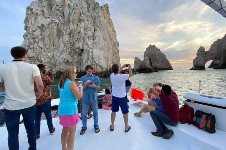Cabo San Lucas Sunset Cruise at the Arch with Unlimited Drinks
