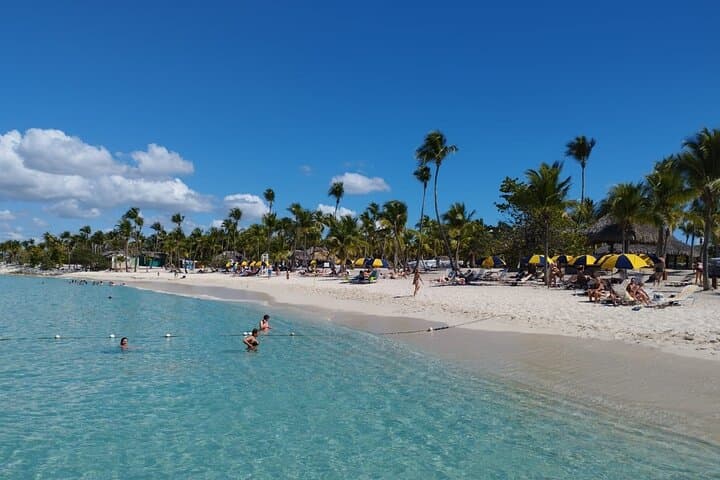 Catalina Sailing & Saona Island Day Trip from Punta Cana (Snorkeling + Lunch) photo 3