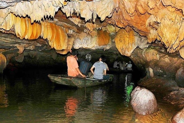 Private Ninh Binh Day Tour: Hang Mua Viewpoint, Thien Ha Cave & Local Family Visit photo 2
