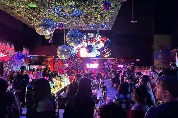 Gaslamp Bar Crawl: San Diego Downtown Nightlife Guide photo 2