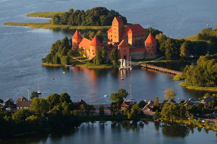 Half-Day Private Tour to Trakai Island Castle from Vilnius: History, Lakeside Walks & Local Culture photo 2