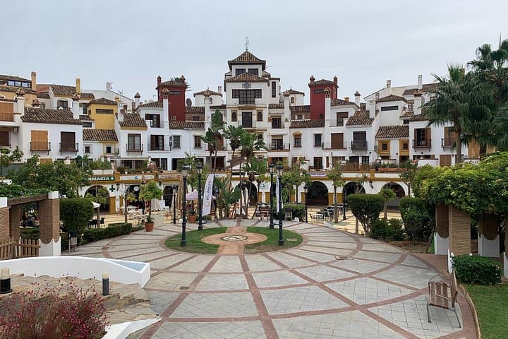 Valencia Family Discovery: Private Squares & Turia Gardens Walking Tour photo 2
