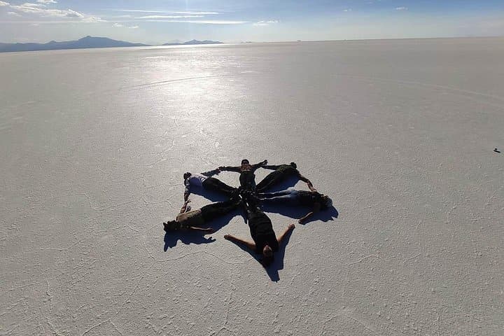 Uyuni Salt Flats to Eduardo Avaroa: 3-Day High-Altitude Desert Expedition