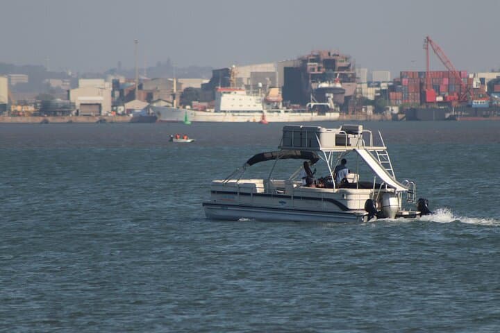 Durban Harbour Pontoon Cruise: Luxury 1‑Hour Harbour & Ocean Views photo 6