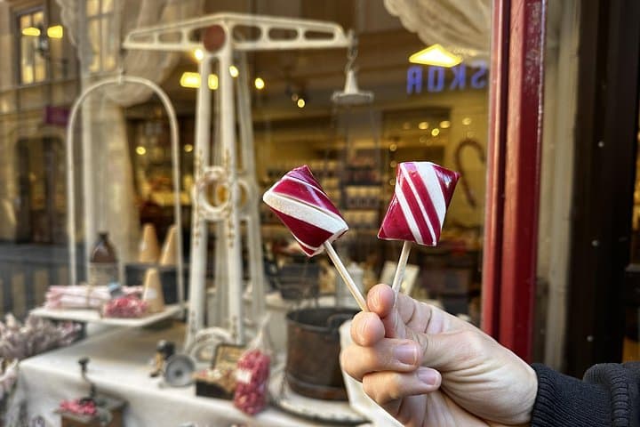 Stockholm Private Walking Food Tour: Old Town Food Tasting & Local Eats photo 3