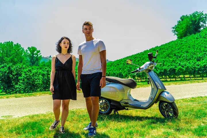 Langhe Electric Vespa Tour: Barolo Wineries & Lunch in La Morra photo 4