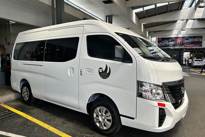 Private Transfer from Manuel Antonio to Nauyaca Waterfalls — Round-Trip Guide photo 4