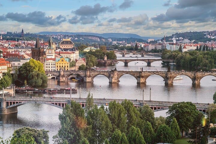 Prague in a Day: Essential Walking Tour of Old Town, Castle and Lesser Town