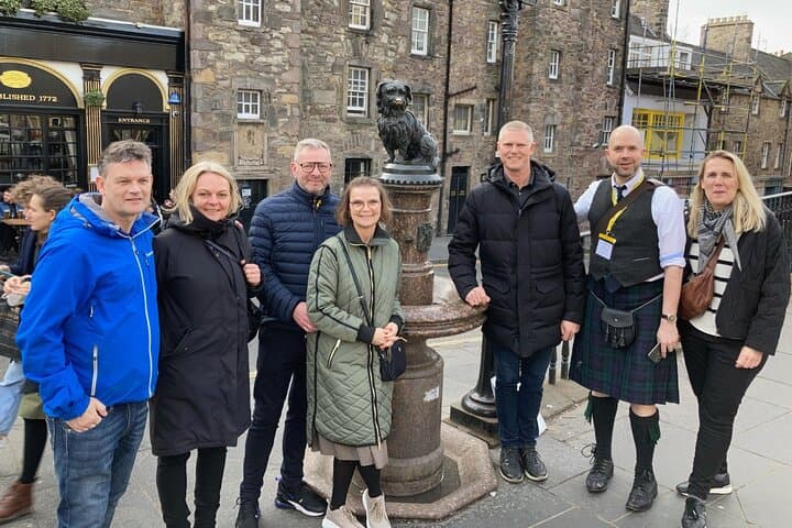 Private Old Edinburgh Tour: Royal Mile Walk with Greyfriars, Deacon Brodie & Bonnie Prince Charlie