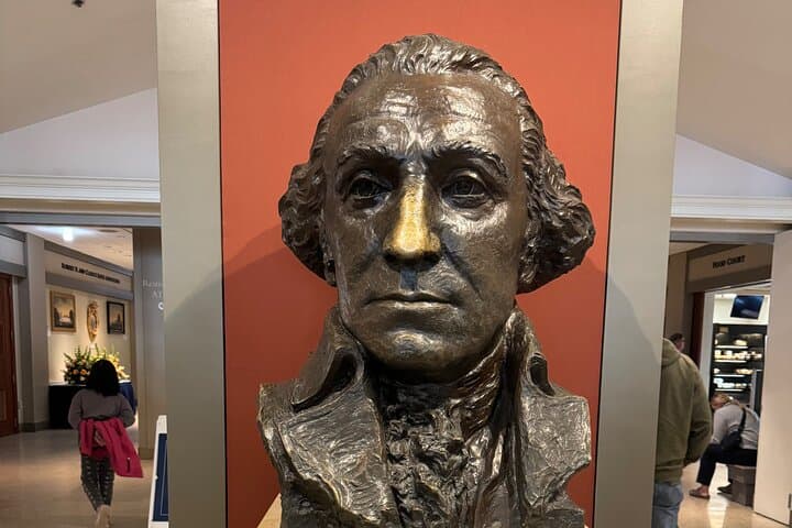Private Mount Vernon & Arlington National Cemetery Tour — Full-Day Washington DC History Experience photo 2