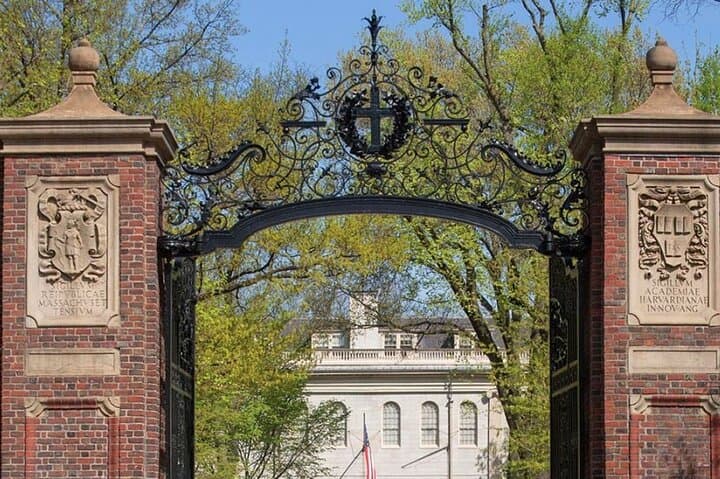 MIT and Harvard Walking Tour: Iconic Campus Sights & City Secrets photo 2
