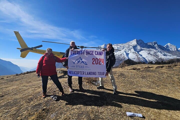 Everest Helicopter Tour with Guaranteed Landings — Lukla, Kala Patthar & Pheriche Scenic Flight photo 2