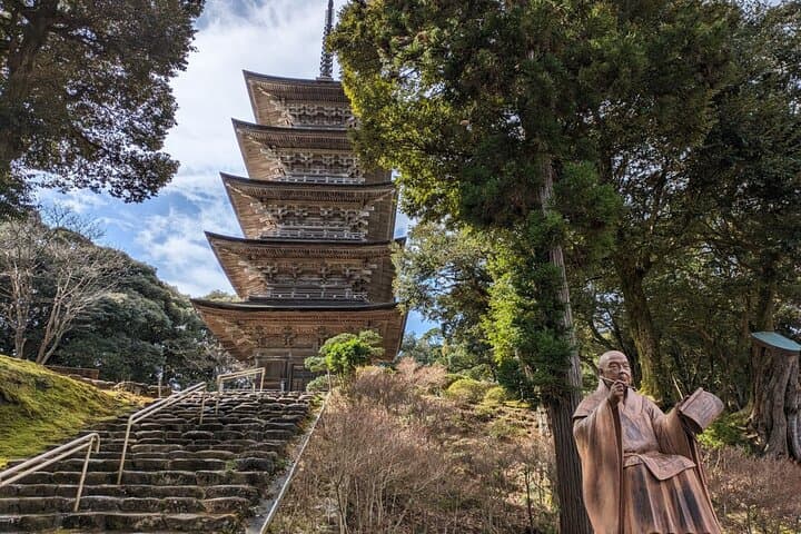 From Kanazawa to Hakui: Beaches, Myojoji Temple & the Cosmo Isle UFO Museum