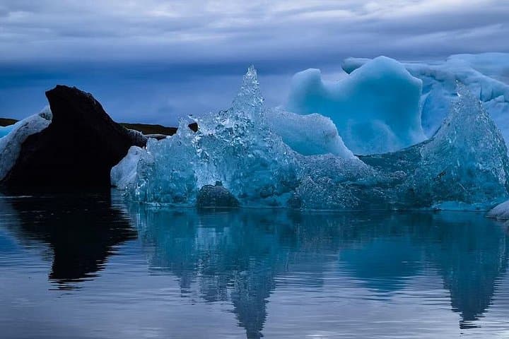 Private Glacier Lagoon Tour from Reykjavik — Jökulsárlón & South Coast Highlights photo 1