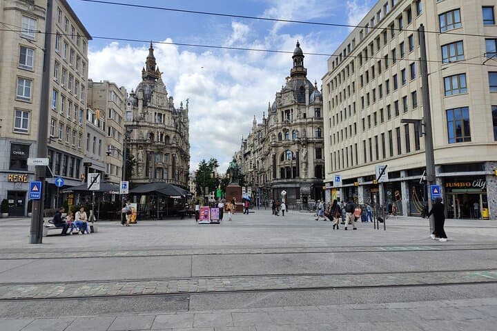 Antwerp Old City Historical Walking Tour — 2‑Hour Guided Exploration of Cathedral, Castle and Hidden Alleys photo 6