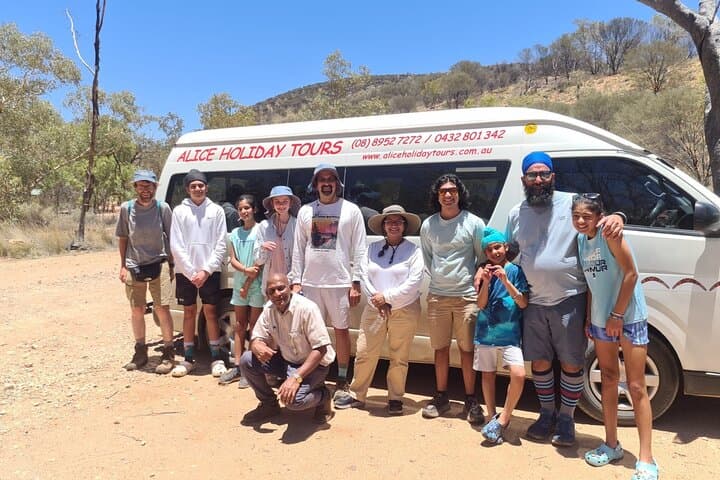 Alice Springs to Uluru Private Charter Transfer — Scenic 6‑Hour Drive Through the Red Centre