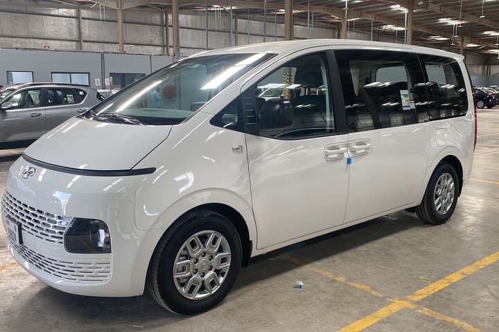 Private Minivan Transfer: Dubai Airport (DXB) Arrival & Departure photo 6