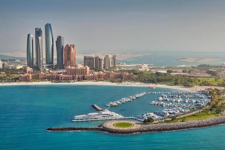 Private Full-Day Abu Dhabi Sightseeing Tour from Dubai — Sheikh Zayed, Louvre & Corniche photo 5