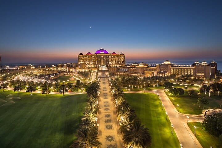 Private Full-Day Abu Dhabi Sightseeing Tour from Dubai — Sheikh Zayed, Louvre & Corniche photo 6