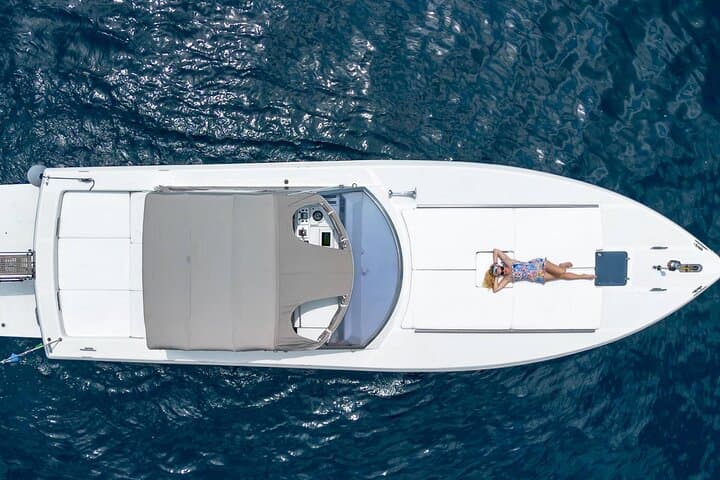 Private Amalfi Coast Boat Tour with Drinks — Positano, Amalfi & Hidden Caves