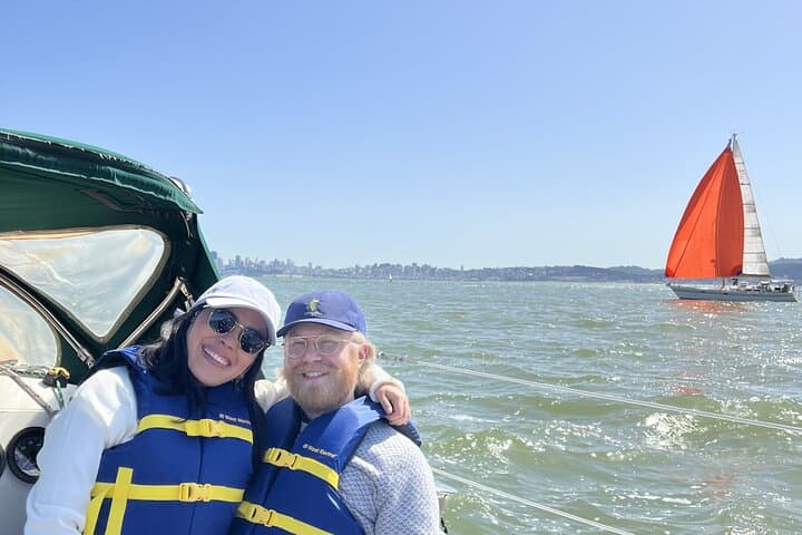 Private 2-Hour Sailing Charter on San Francisco Bay — Golden Gate, Alcatraz & Angel Island photo 4