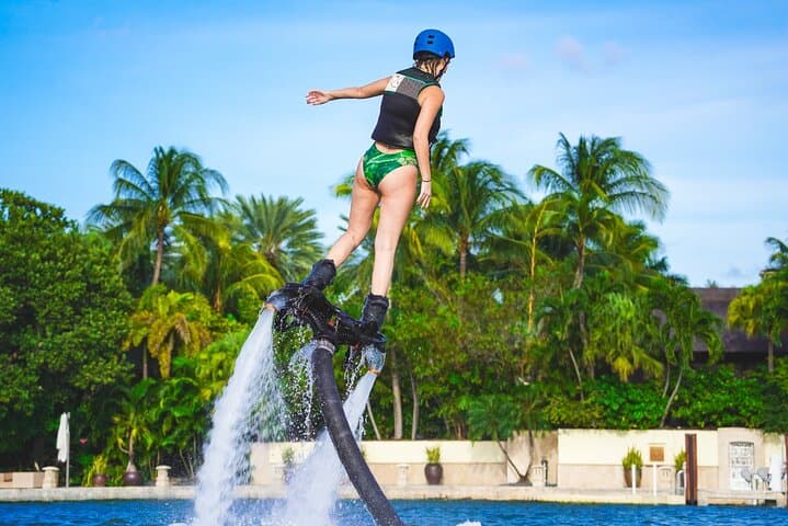Learn to Flyboard in Miami: Pro Lessons at Venetian Marina photo 5