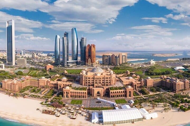 Abu Dhabi Day Trip from Dubai: Sheikh Zayed Grand Mosque, Emirates Palace & BAPS Mandir