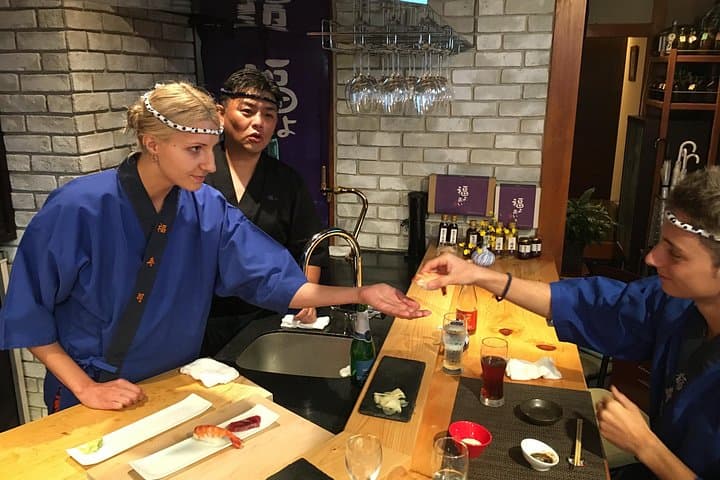 Hands-On Sushi Class and Secret Onsen near Mt. Fuji: A Kōfu Day Experience photo 3