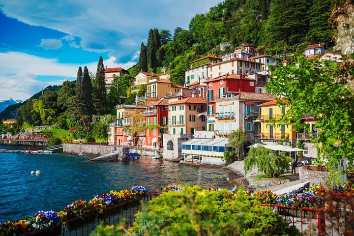 Private Lake Como Tour: Como, Bellagio & Varenna Day Trip from Milan
