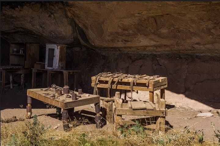 Chesler Park Hike — Canyonlands Needles Discovery Tour Guide photo 6