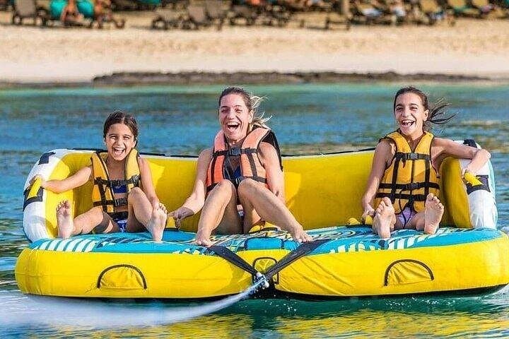 Hurghada Summer Mix: Parasailing, Banana Boat & Sofa Ride on the Red Sea