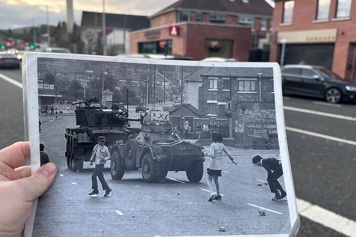 Belfast Black Taxi Troubles Tour — Murals, Peace Walls & Local Perspectives photo 3