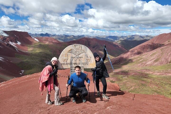 Rainbow Mountain (Vinincunca) Day Hike: Plan the 5,000m Adventure photo 5