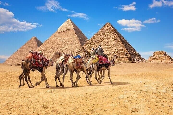 2-Day Private Cairo Tour: Giza Pyramids & Egyptian Museum photo 4