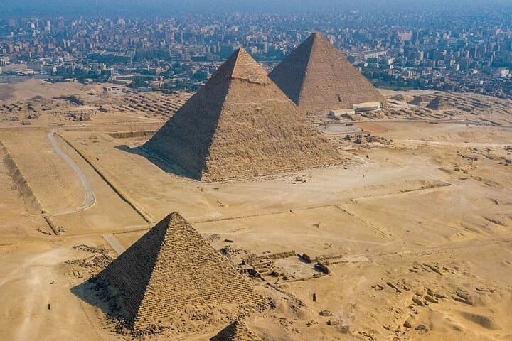 2-Day-Private-Tour-Giza-Pyramids-and-Grand-Egyptian-Museum photo 2